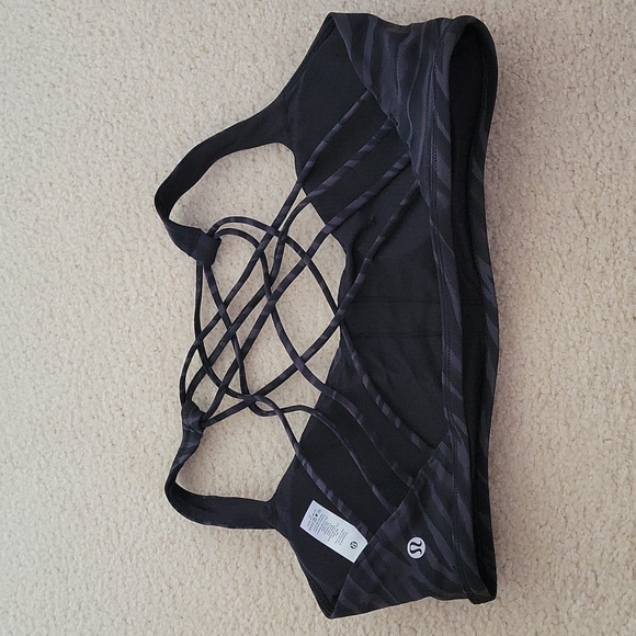 LULULEMON Sports Bra - Picture 2 of 4